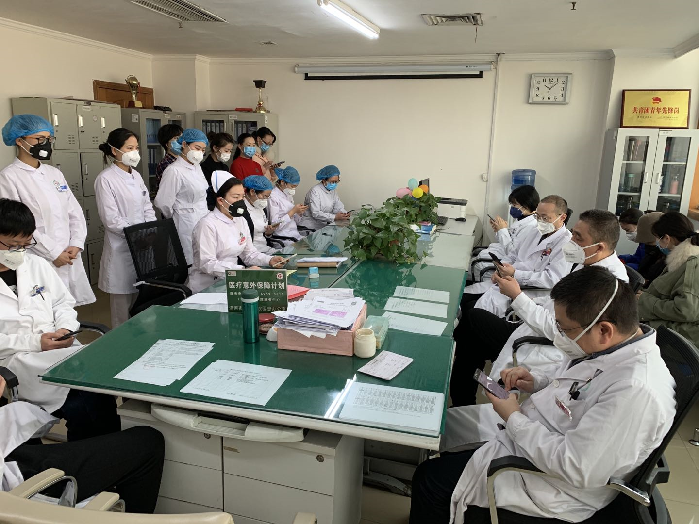 新冠肺炎期間學(xué)習(xí)新冠的防治指南.jpg