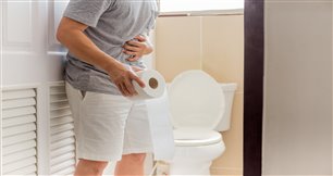 男人拿著廁紙都肚子疼，泰國